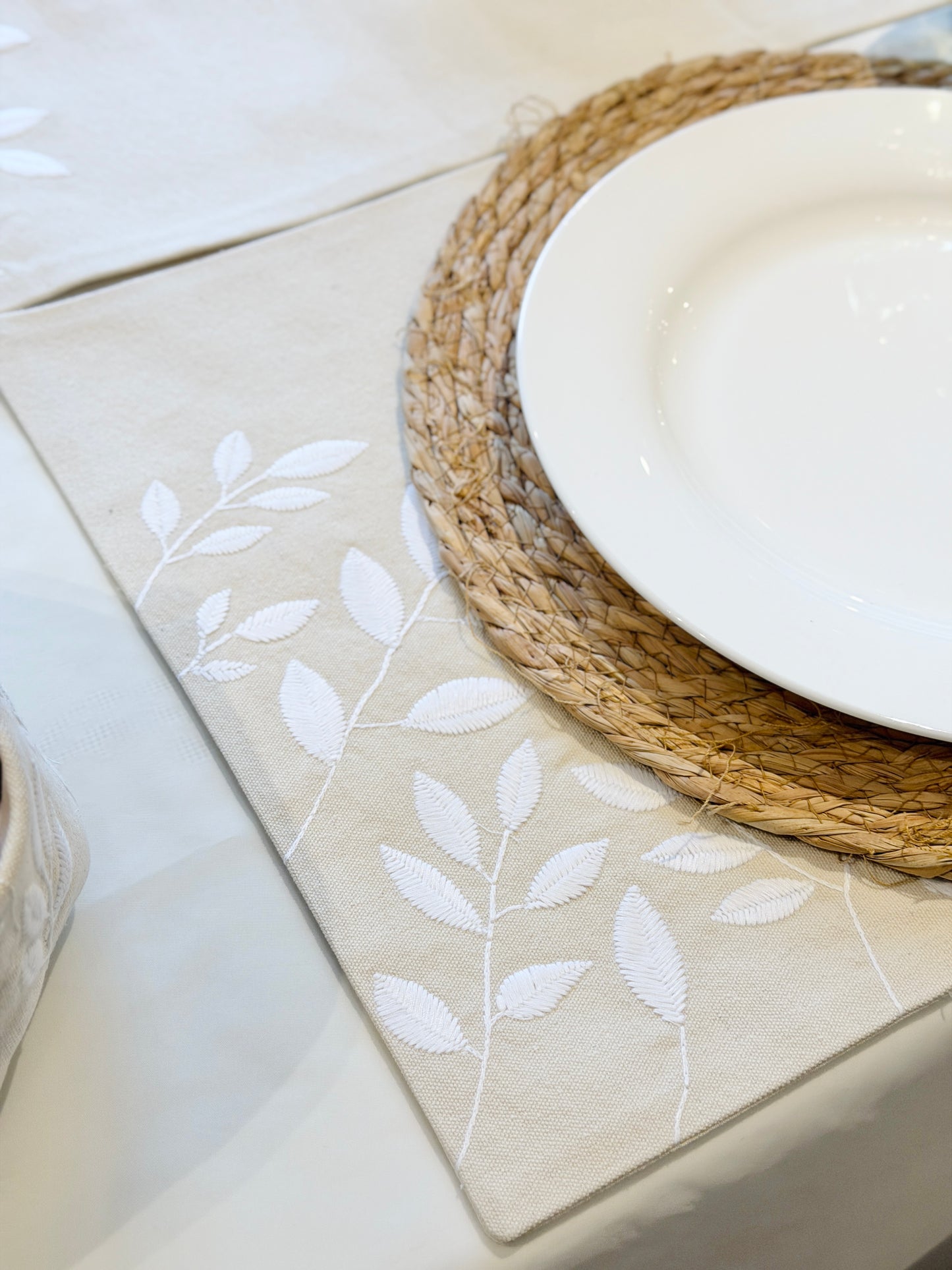 Placemat Set in Ivory Bloom Leaf Design – Elegant Embroidered Cotton Canvas (Set of 6)