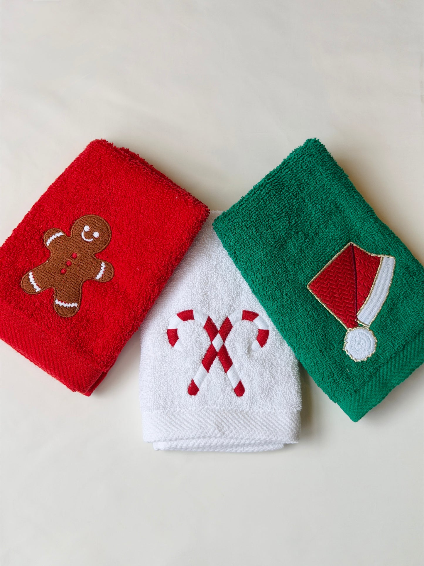 Gingerbread Charm Guest Towels – Set of 3