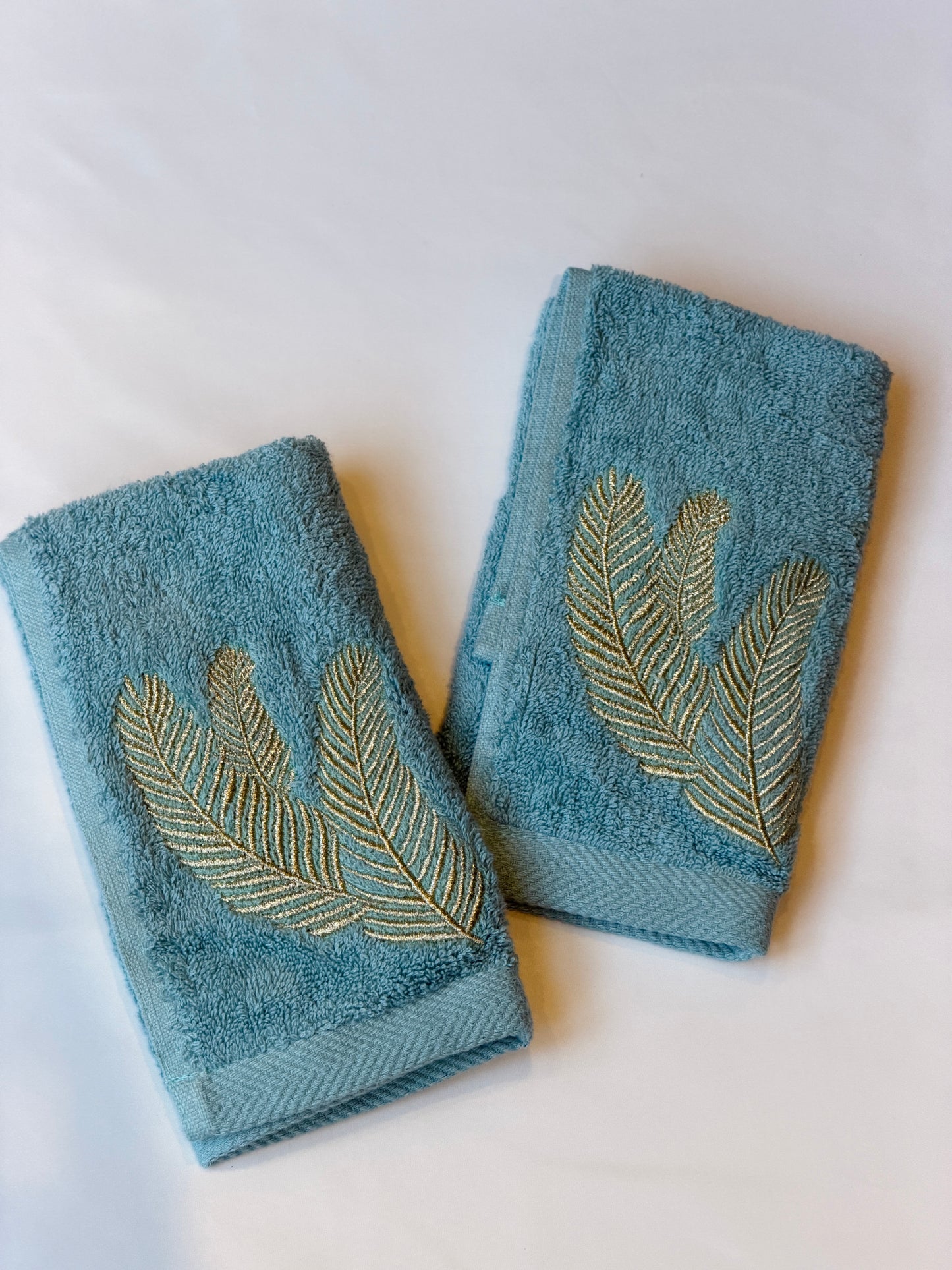 Palm Whisper Guest Towels – Set of 2