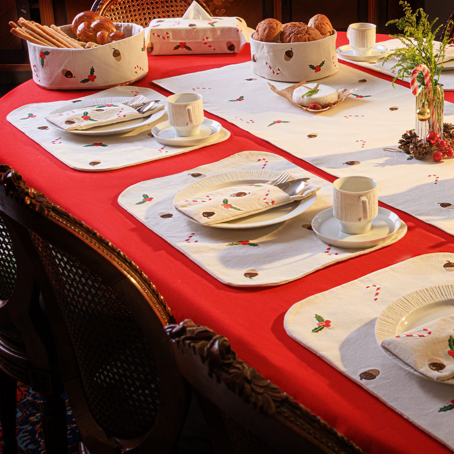 Placemat Set: 6 pieces — 12.6 × 17.9 in (32 × 45.5 cm)