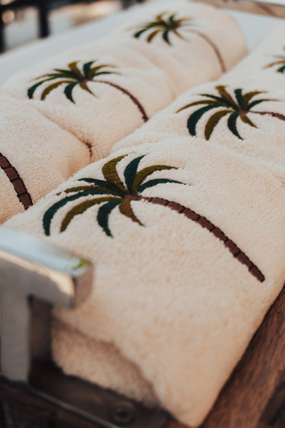 Palmette Hand Towel