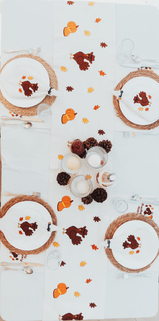Elegant Thankful Embroidered Table Runner – Premium Mixed Cotton | Autumn Table Décor