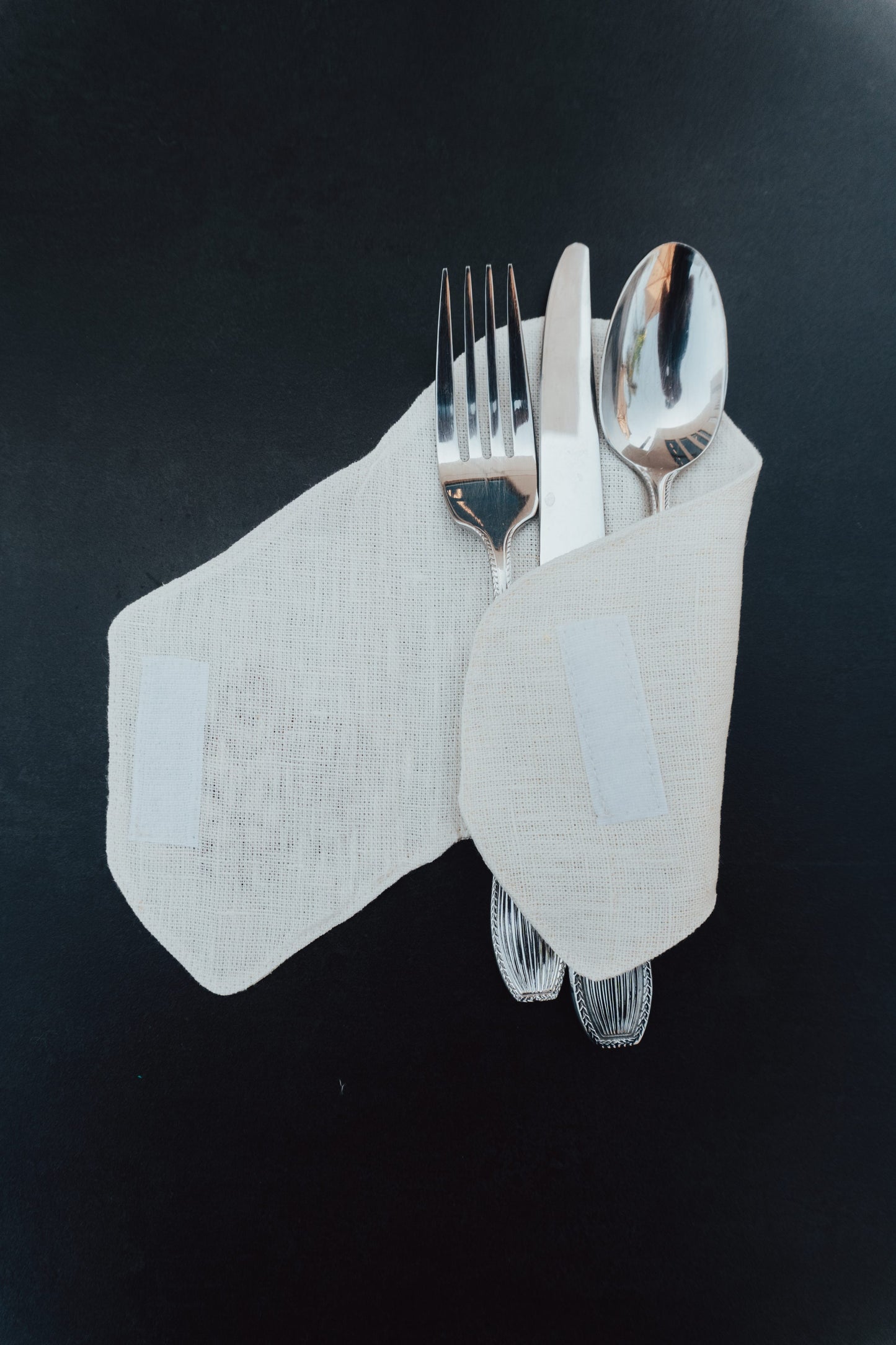 Golden Maple Cutlery Wrap – Pure Linen Elegance